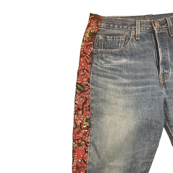 levi’s 501 Button Fly Jeans w/Red Floral Detail Down Sides - Picture 3 of 7